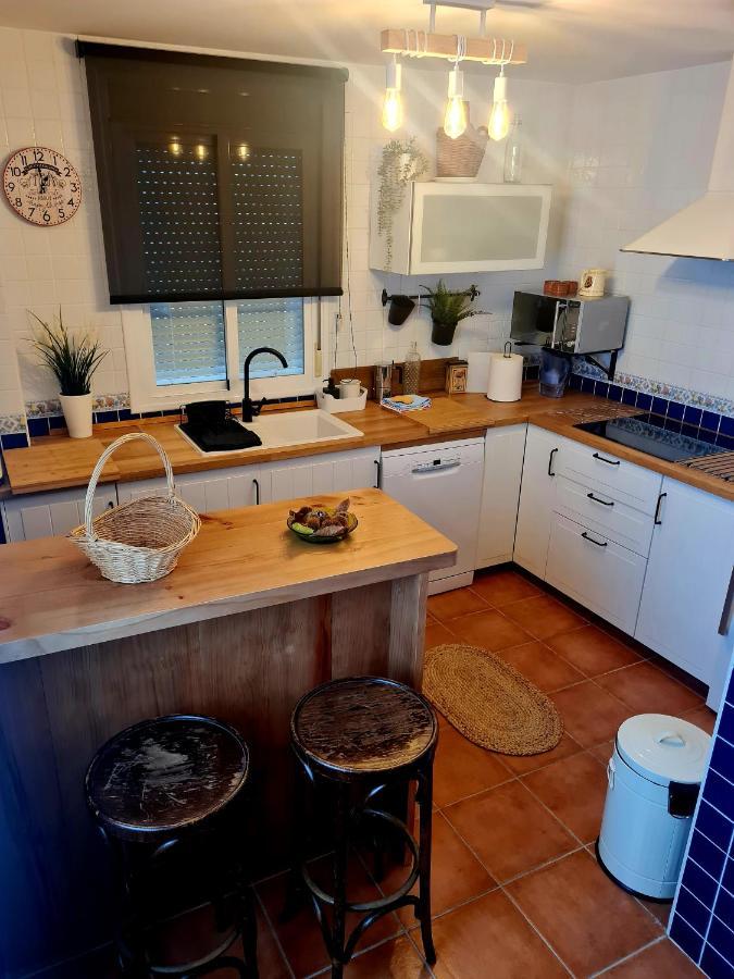 Ferienhaus La Casa Junto Al Sendero Del Rio & Piscina # Aire Acondicionado