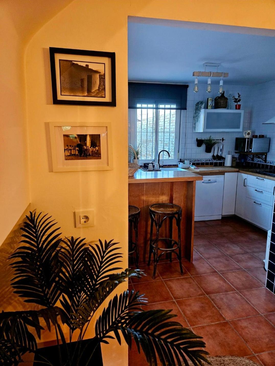 Holiday home La Casa Junto Al Sendero Del Rio & Chimenea Y Lena Incluida *